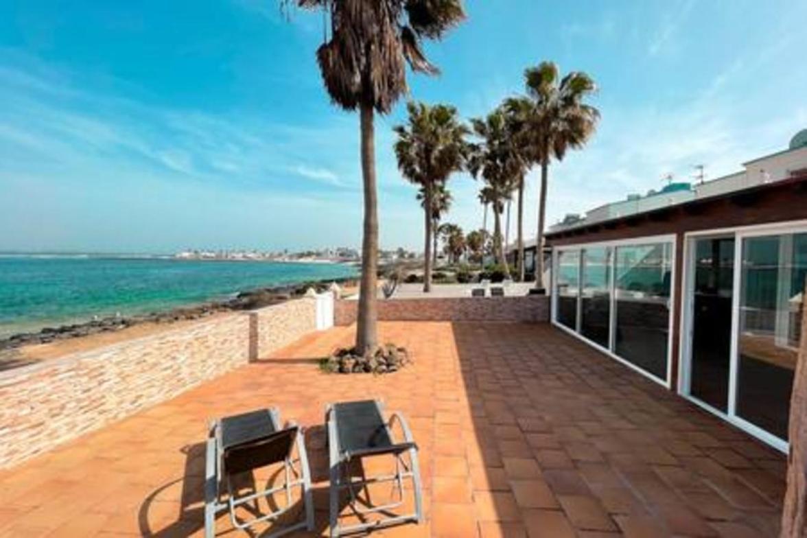 Corralejo Beach Villa San Antonio- Private Heated Pool, Breathtaking Sea View, Bbq, Fast Wifi By Amazzzing Travel 外观 照片